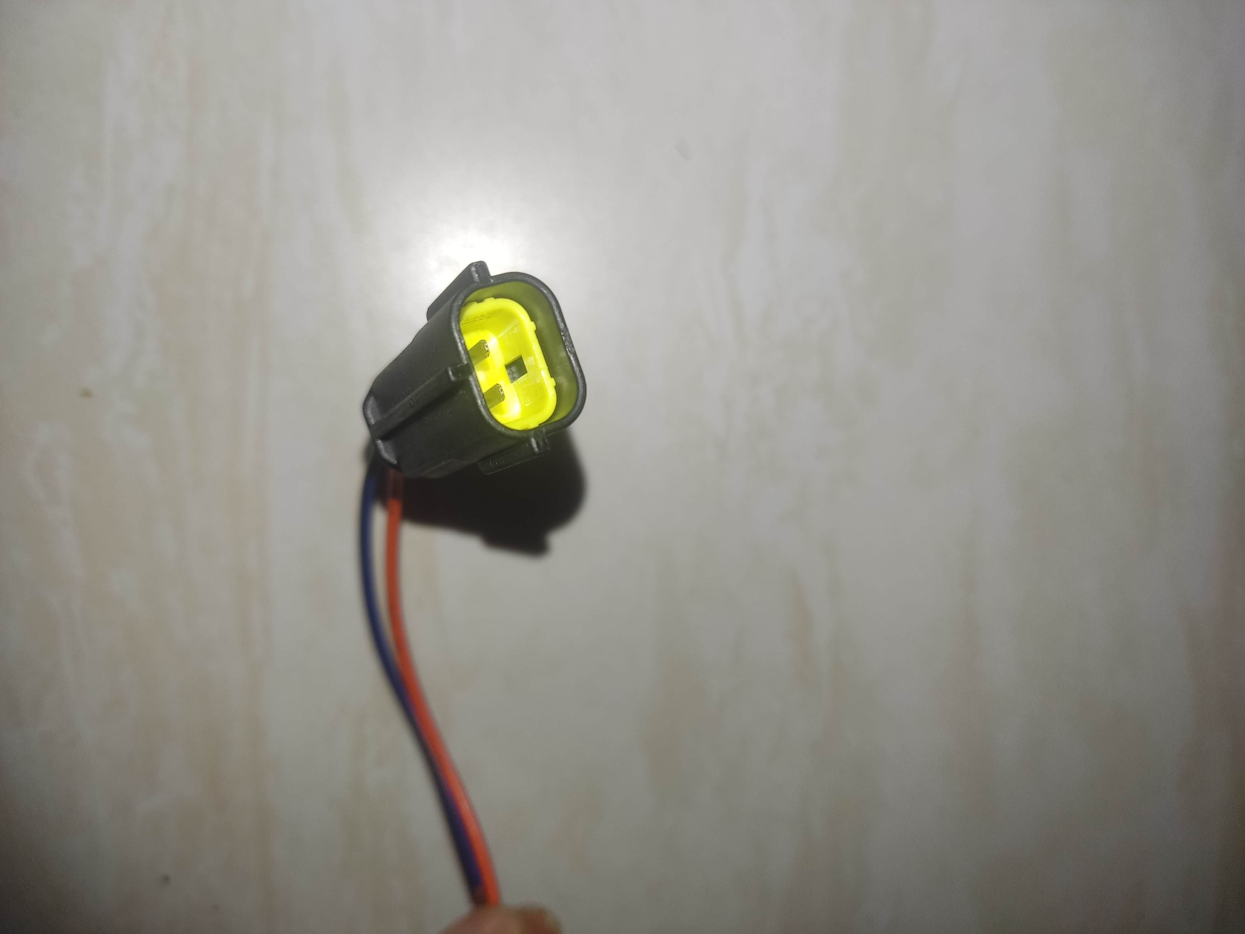 سوکت2فیش نری اخطار ABS اکثر خودرو ها سورنا موتور ۲